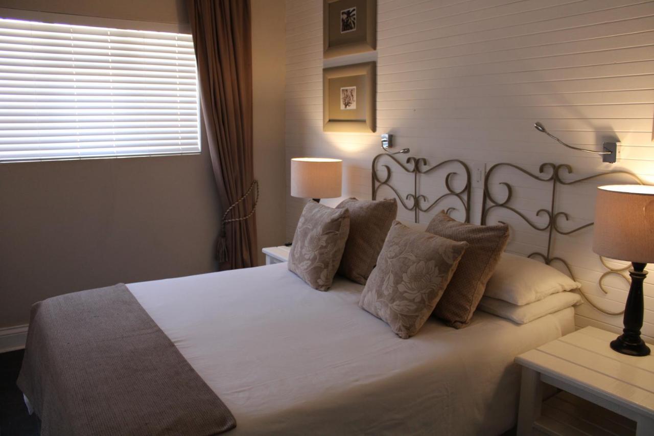 The Calitz Hotel Калицдорп Екстериор снимка